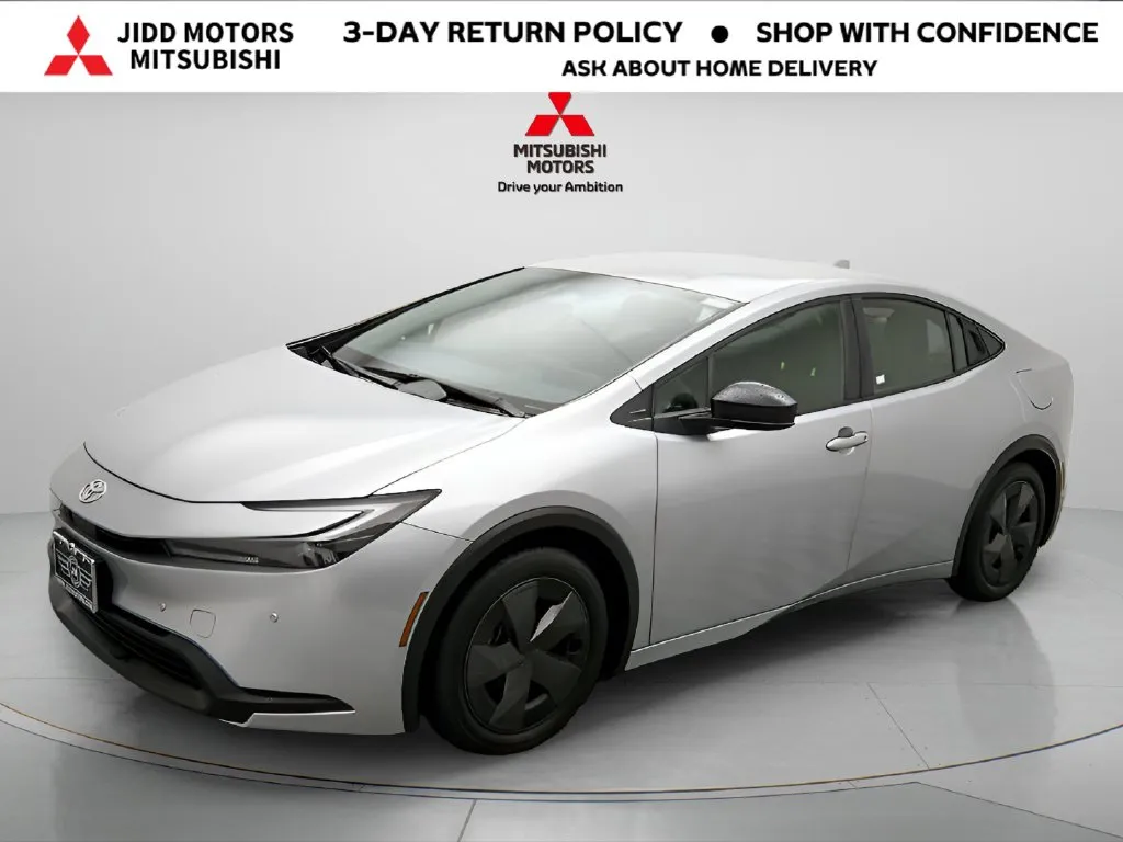 2025 Toyota Prius LE