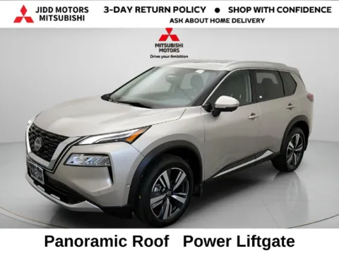 Silver 2023 Nissan Rogue Platinum for sale in Des Plaines, IL