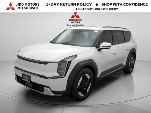 White 2024 Kia EV9 Wind for sale in Des Plaines, IL