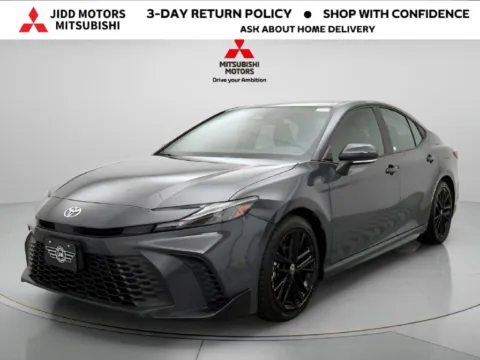 Gray 2025 Toyota Camry SE for sale in Des Plaines, IL