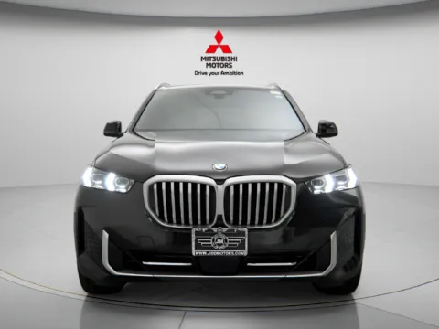 More photos of 2026 BMW X5 xDrive40i at Jidd Motors Mitsubishi, IL