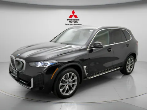 Another view of 2026 BMW X5 xDrive40i for sale in Des Plaines, IL at Jidd Motors Mitsubishi