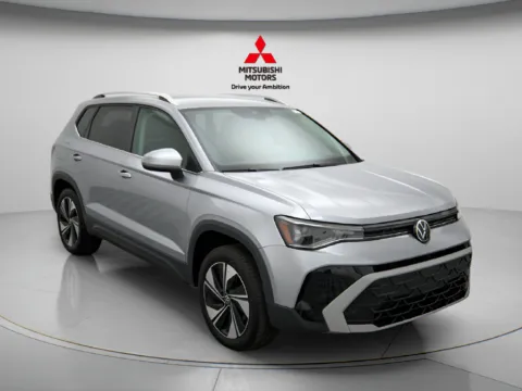 More photos of 2025 Volkswagen Taos 1.5T SE at Jidd Motors Mitsubishi, IL