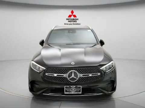 More photos of 2023 Mercedes-Benz GLC 300 at Jidd Motors Mitsubishi, IL