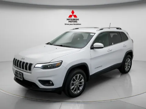 Another view of 2019 Jeep Cherokee Latitude Plus for sale in Des Plaines, IL at Jidd Motors Mitsubishi