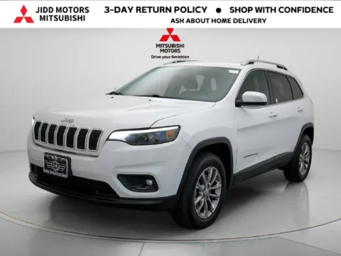 Photos of 2019 Jeep Cherokee Latitude Plus for sale in Des Plaines, IL at Jidd Motors Mitsubishi