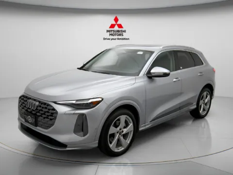 Photos of 2025 Audi Q5 2.0T Prestige for sale in Des Plaines, IL at Jidd Motors Mitsubishi
