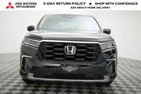 More photos of 2025 Honda Pilot EX-L at Jidd Motors Mitsubishi, IL