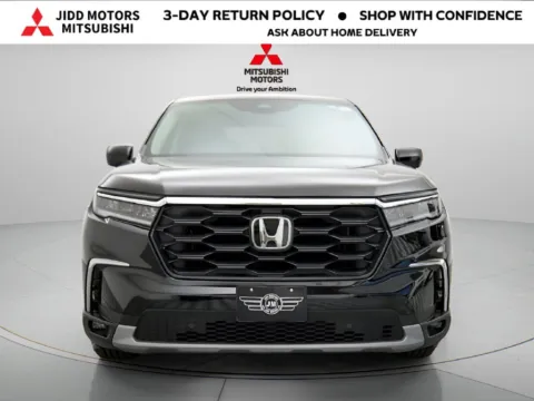 More photos of 2025 Honda Pilot EX-L at Jidd Motors Mitsubishi, IL