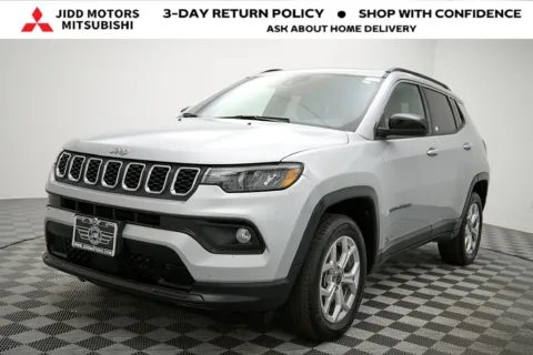 Photos of 2025 Jeep Compass Latitude for sale in Des Plaines, IL at Jidd Motors Mitsubishi