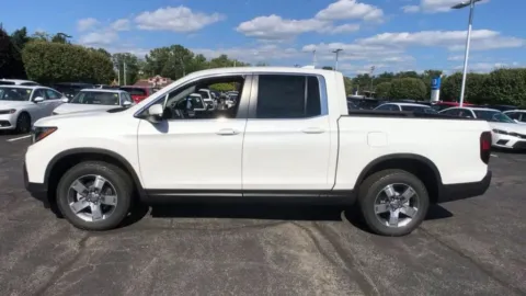More photos of 2026 Honda Ridgeline RTL at Lia Honda Brewster, NY