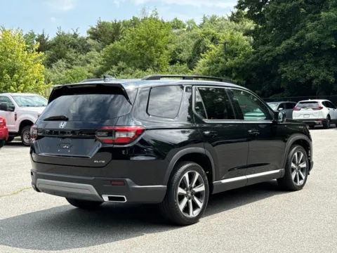 More photos of 2023 Honda Pilot Elite at Lia Honda Brewster, NY