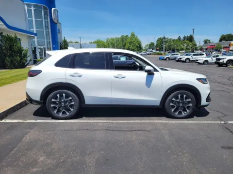 Photos of 2027 Honda HR-V EX-L for sale in Brewster, NY at Lia Honda Brewster