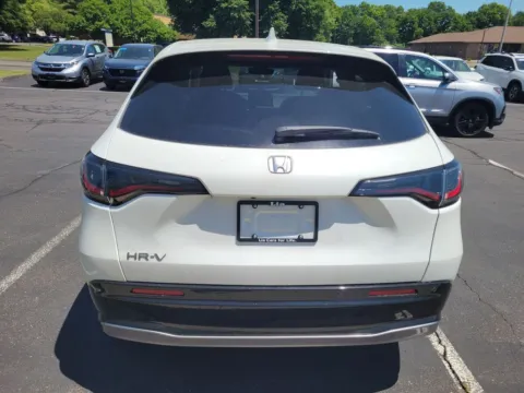 More photos of 2027 Honda HR-V EX-L at Lia Honda Brewster, NY