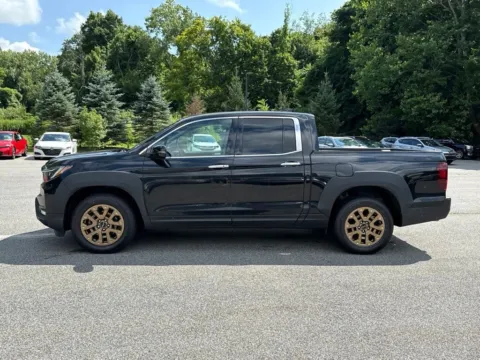 More photos of 2023 Honda Ridgeline RTL-E at Lia Honda Brewster, NY
