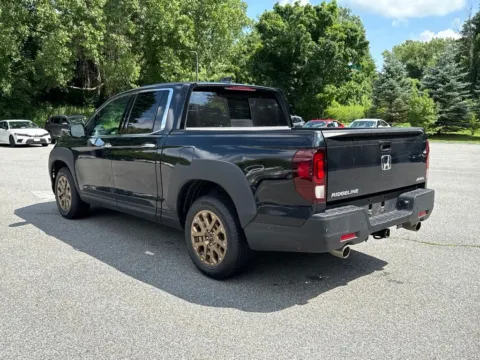 More photos of 2023 Honda Ridgeline RTL-E at Lia Honda Brewster, NY