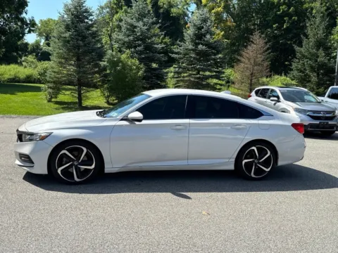 More photos of 2019 Honda Accord Sport at Lia Honda Brewster, NY