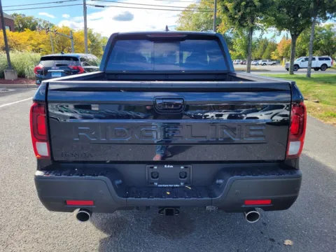 More photos of 2026 Honda Ridgeline Black Edition at Lia Honda Brewster, NY