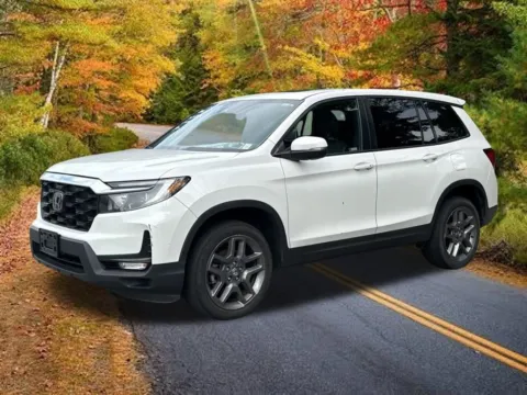 Another view of 2023 Honda Passport EX-L for sale in Brewster, NY at Lia Honda Brewster