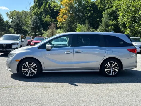 More photos of 2023 Honda Odyssey Touring at Lia Honda Brewster, NY