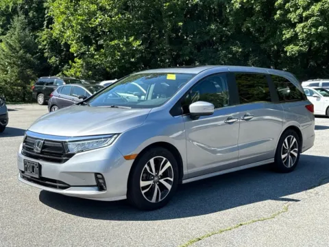 Another view of 2023 Honda Odyssey Touring for sale in Brewster, NY at Lia Honda Brewster