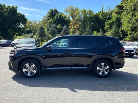 More photos of 2024 Honda Pilot EX-L at Lia Honda Brewster, NY