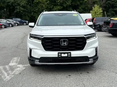 Another view of 2024 Honda Pilot Touring for sale in Brewster, NY at Lia Honda Brewster