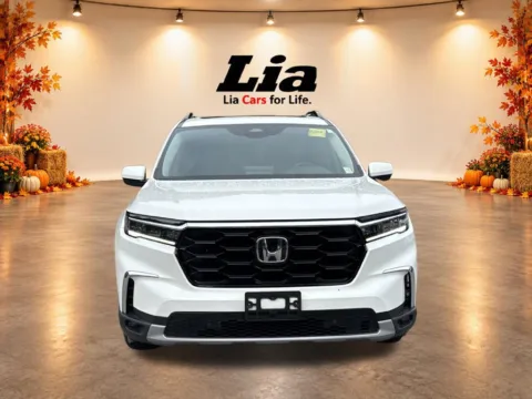 Photos of 2024 Honda Pilot Touring for sale in Brewster, NY at Lia Honda Brewster