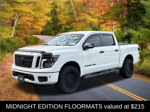 More photos of 2019 Nissan Titan SL at Lia Honda Brewster, NY