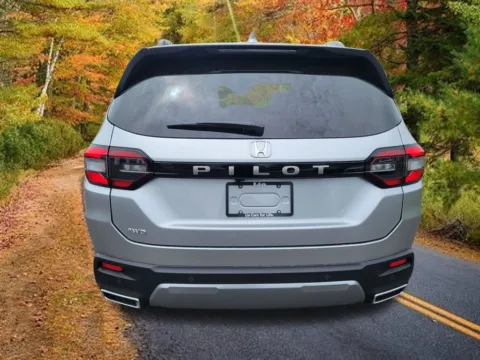 More photos of 2026 Honda Pilot EX-L at Lia Honda Brewster, NY