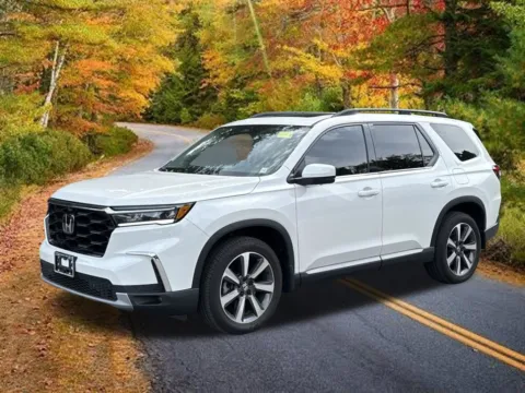 Another view of 2024 Honda Pilot Elite for sale in Brewster, NY at Lia Honda Brewster