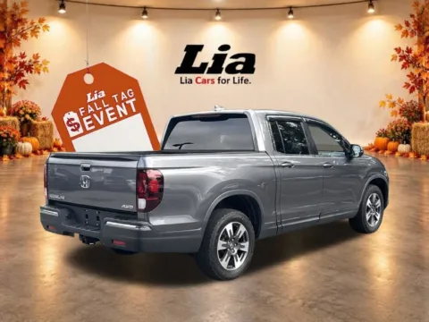 More photos of 2017 Honda Ridgeline RTL at Lia Honda Brewster, NY