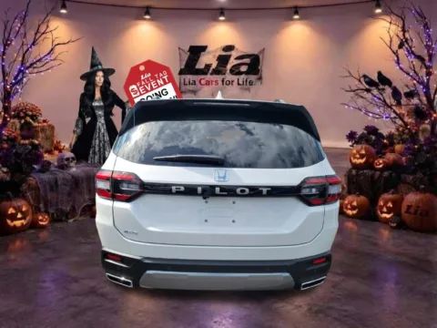 More photos of 2026 Honda Pilot EX-L at Lia Honda Brewster, NY