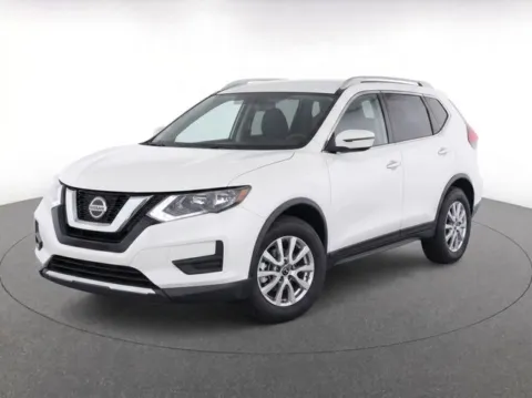 White 2018 Nissan Rogue SV for sale in Frederick, MD
