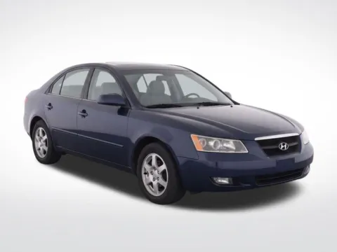Another view of 2006 Hyundai Sonata GLS V6 for sale in Frederick, MD at Hi Lo Auto Sales