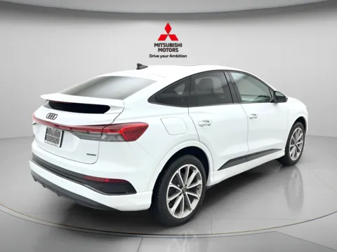 More photos of 2022 Audi Q4 Sportback e-tron Premium Plus at Jidd Motors Mitsubishi, IL