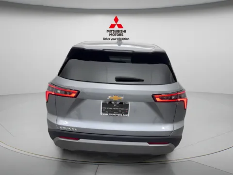 More photos of 2026 Chevrolet Equinox LT at Jidd Motors Mitsubishi, IL