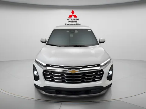 Photos of 2026 Chevrolet Equinox LT for sale in Des Plaines, IL at Jidd Motors Mitsubishi