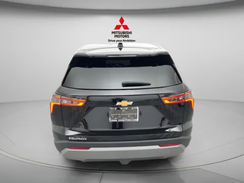 More photos of 2026 Chevrolet Equinox LT at Jidd Motors Mitsubishi, IL