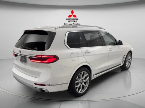 Another view of 2025 BMW X7 xDrive40i for sale in Des Plaines, IL at Jidd Motors Mitsubishi