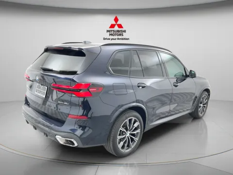 More photos of 2026 BMW X5 xDrive40i at Jidd Motors Mitsubishi, IL