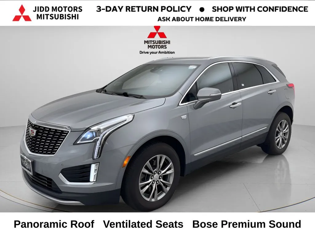 Silver 2023 Cadillac XT5 Premium Luxury for sale in Des Plaines, IL