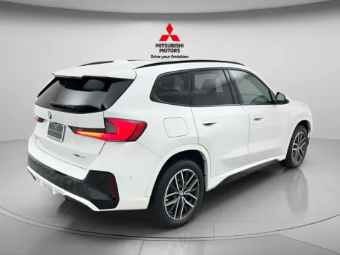 More photos of 2025 BMW X1 xDrive28i at Jidd Motors Mitsubishi, IL