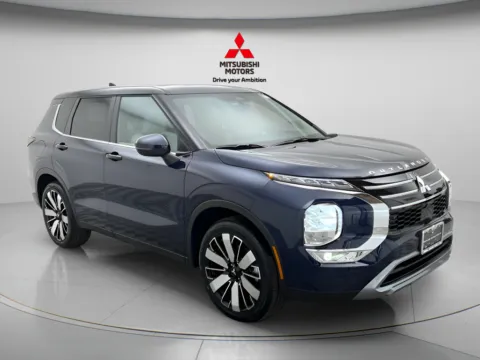 Another view of 2026 Mitsubishi Outlander SE for sale in Des Plaines, IL at Jidd Motors Mitsubishi