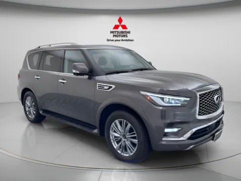 Another view of 2024 INFINITI QX80 LUXE for sale in Des Plaines, IL at Jidd Motors Mitsubishi