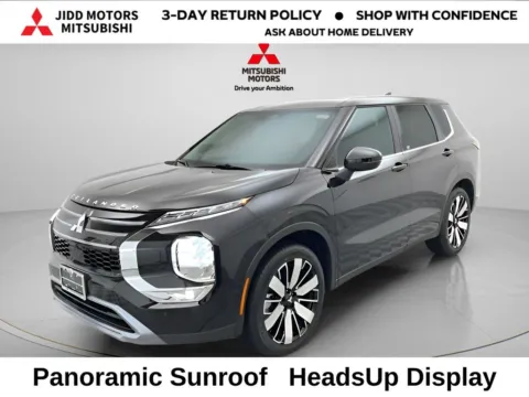 Black 2026 Mitsubishi Outlander SE for sale in Des Plaines, IL