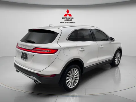 More photos of 2019 Lincoln MKC Standard at Jidd Motors Mitsubishi, IL