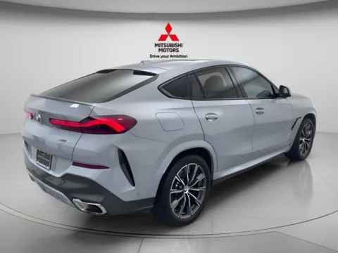 More photos of 2026 BMW X6 xDrive40i at Jidd Motors Mitsubishi, IL