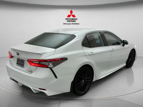 More photos of 2021 Toyota Camry Hybrid XSE at Jidd Motors Mitsubishi, IL