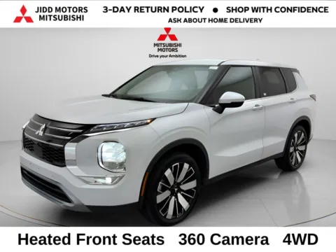 White 2025 Mitsubishi Outlander SE for sale in Des Plaines, IL